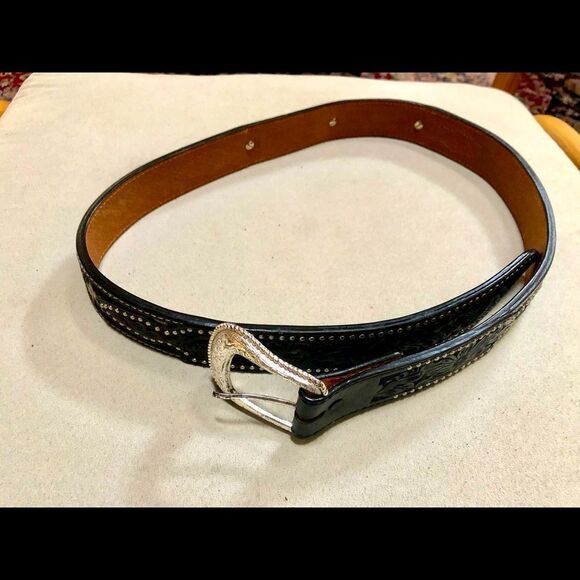Beautiful vintage hand crafted leather belt by Ranger - Picture 3 of 7